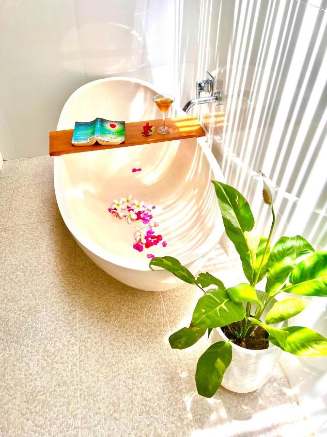 Mista Ceningan'S Beach Bungalows Previously The Kubu 221 レンボンガン島 エクステリア 写真