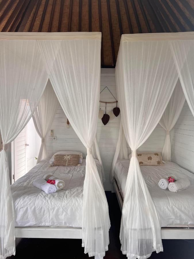 Mista Ceningan'S Beach Bungalows Previously The Kubu 221 レンボンガン島 エクステリア 写真